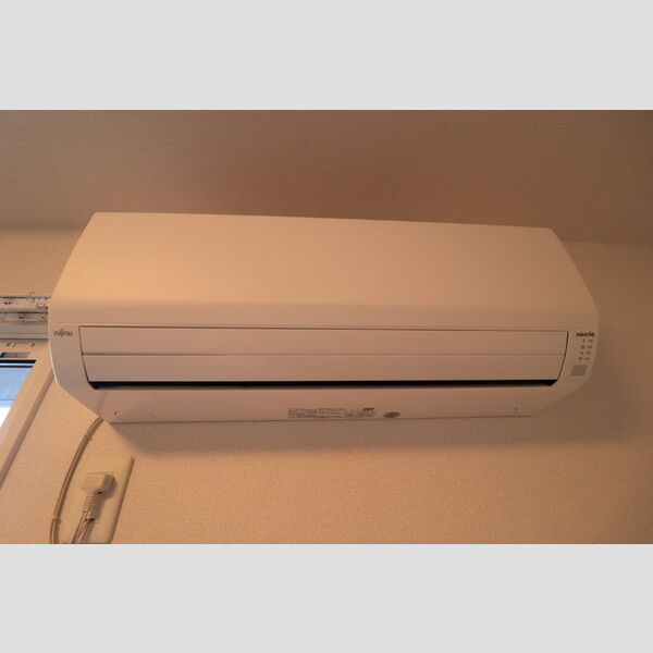 その他設備 (ストレイト葛葉　　101　エアコン)