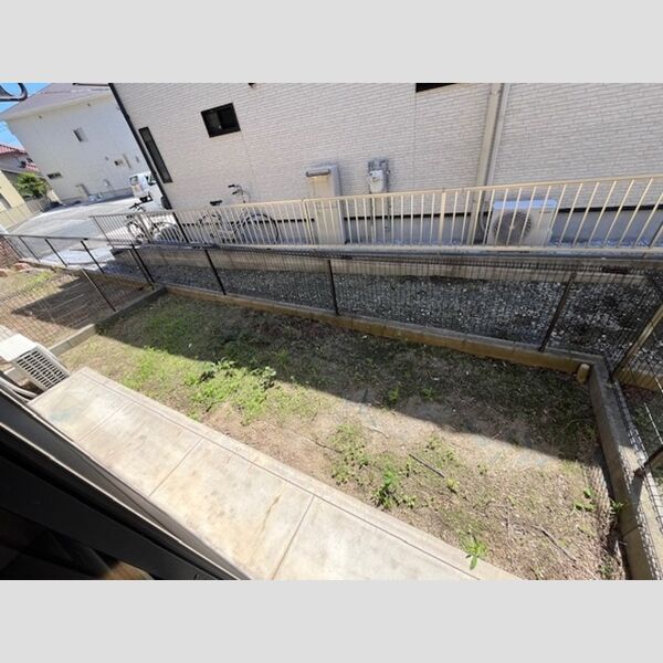 その他 (102　専用庭)