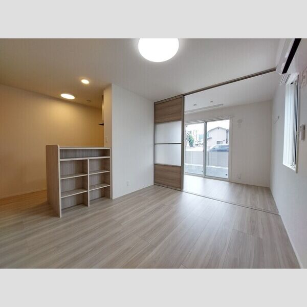 居室・リビング (Dルーム下富野　102　リビング)