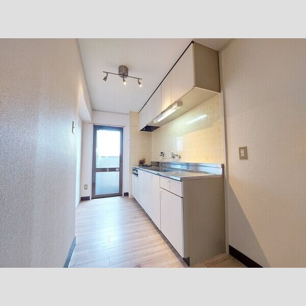 キッチン (キッチン)