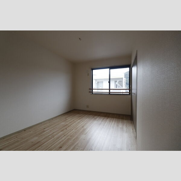 その他 (302洋室)