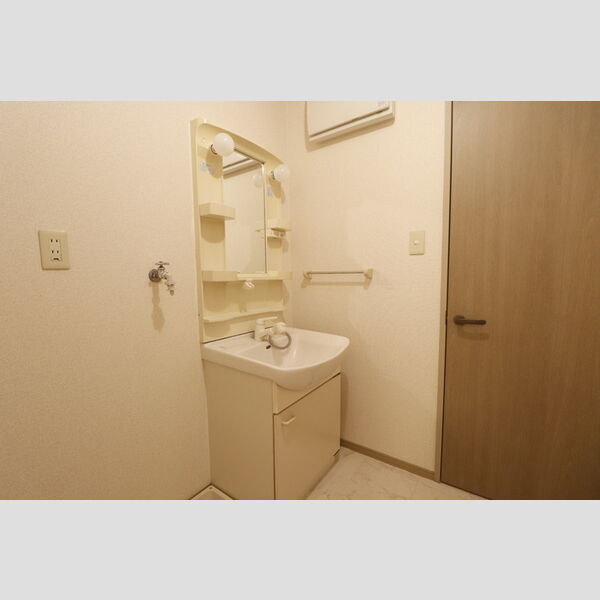 洗面所 (302洗面所)