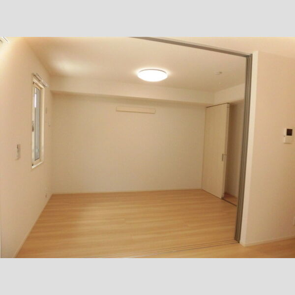 その他 (105洋室)