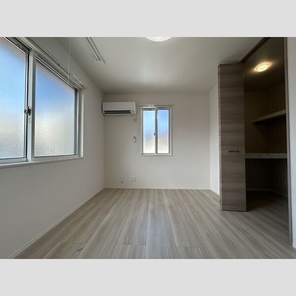 その他 (DーROOM中井202　洋室)