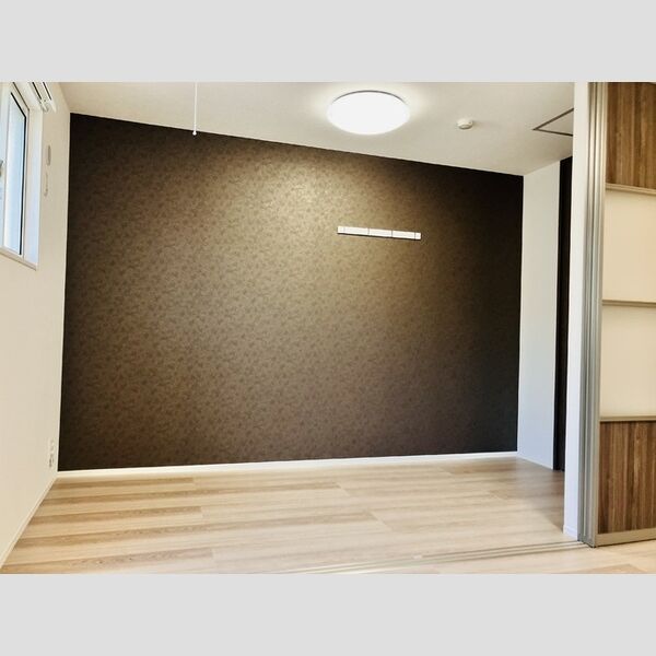 その他 (202　洋室)