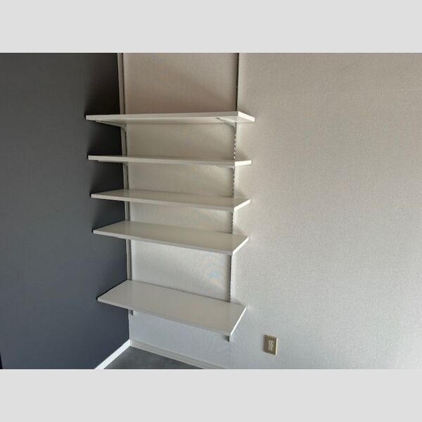 その他 (壁面棚)