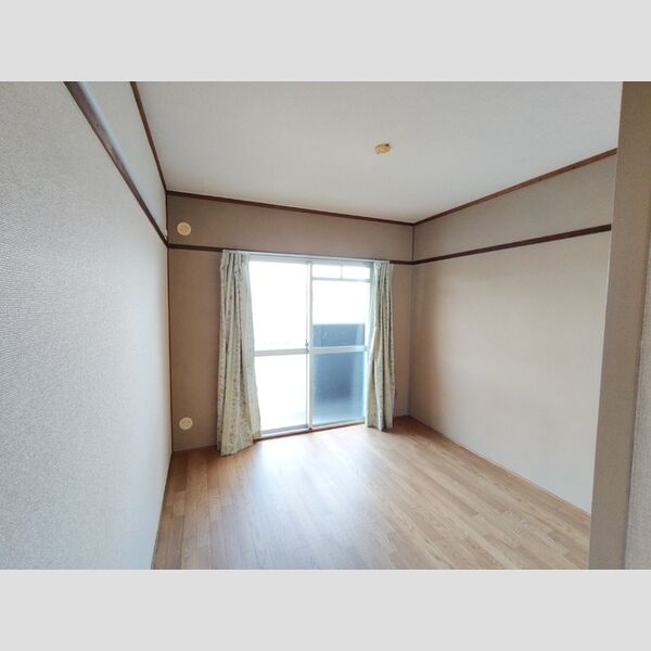 その他 (洋室)