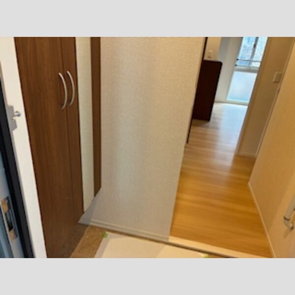 玄関 (201 玄関)