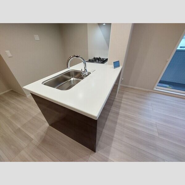 その他 (ペニンシュラキッチン)