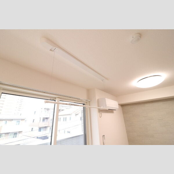 その他 (室内物干し)