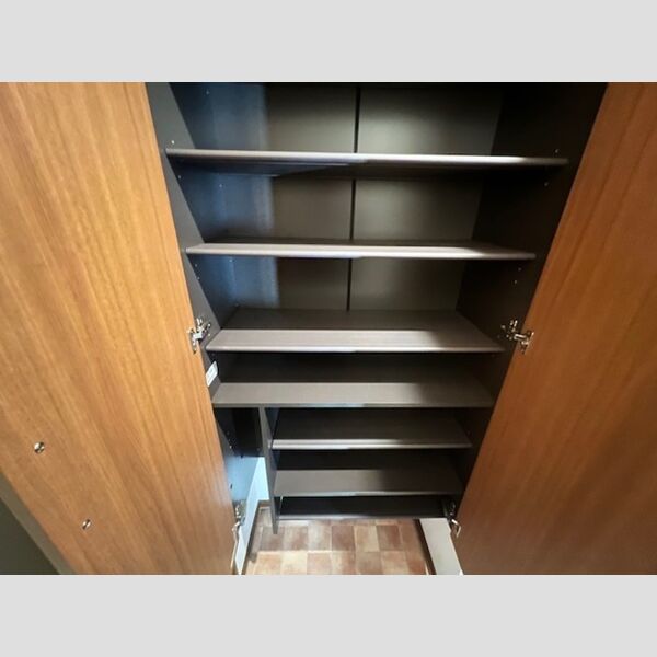 玄関 (シューズボックス)