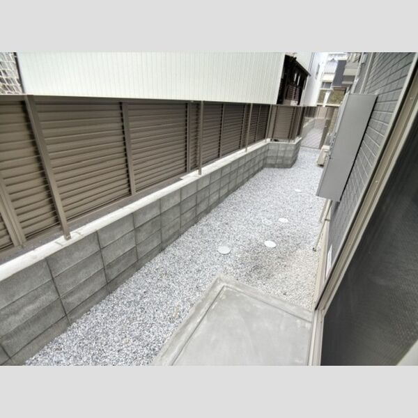 その他 (102 専用庭)