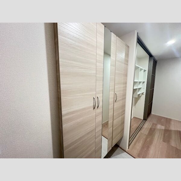 玄関 (シューズボックス)