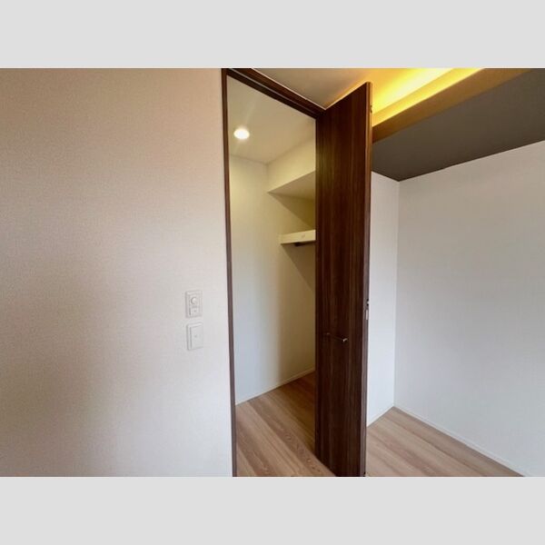 その他 (ウォークインクローゼット)