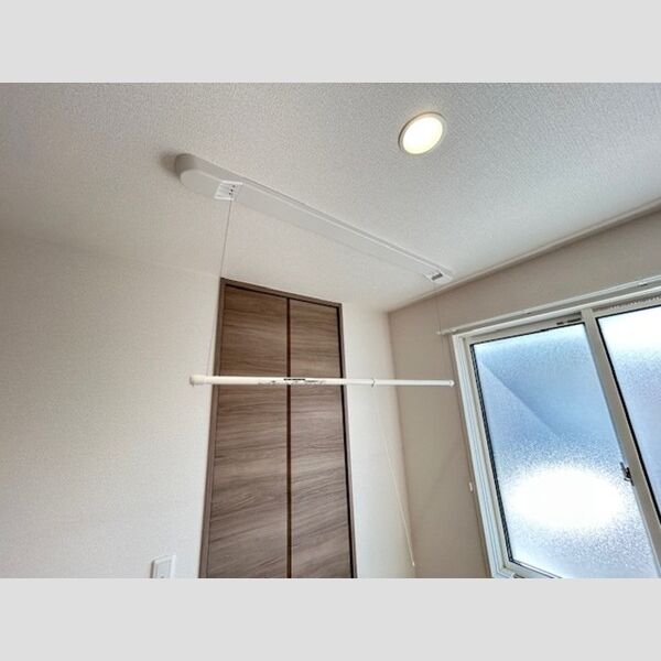 その他 (室内物干し)