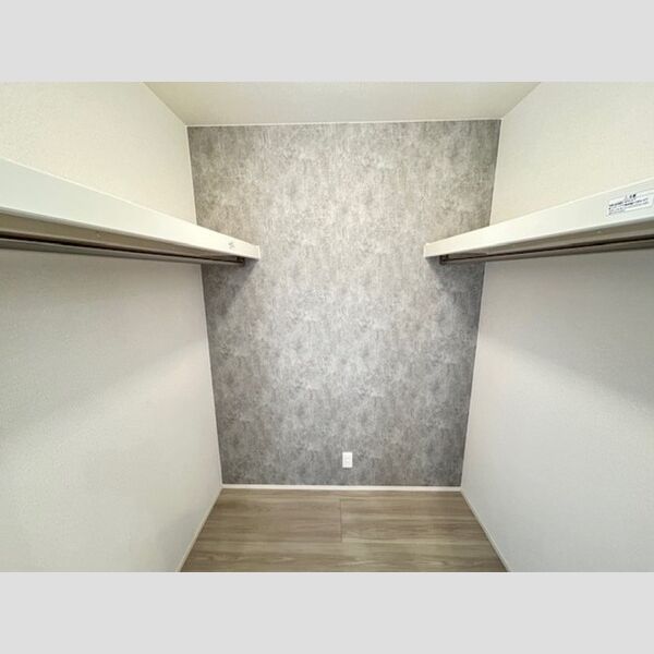 その他 (ウォークインクローゼット)