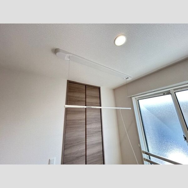 その他 (室内物干し)