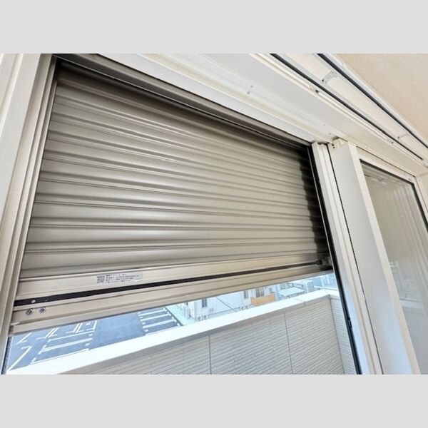 その他 (雨戸シャッター)