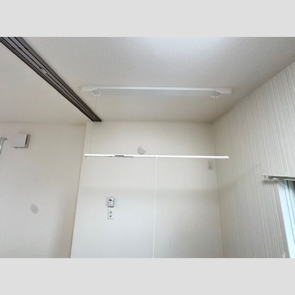 その他 (室内物干し)