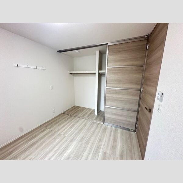 その他 (クローゼット)