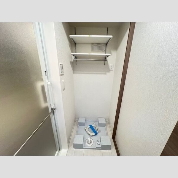 その他 (洗濯機置き場)