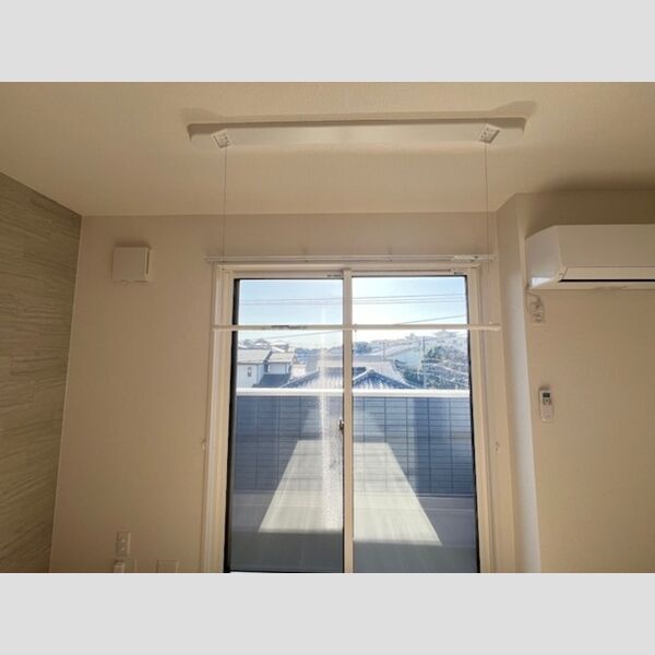 その他 (室内物干し)