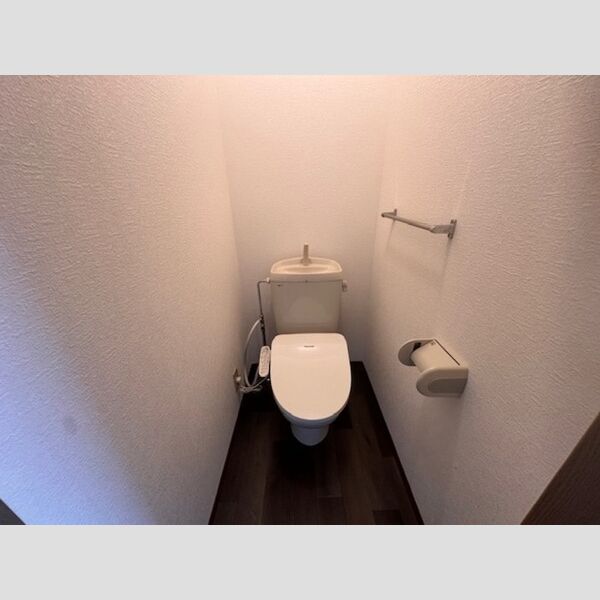 トイレ (温水洗浄暖房便座)