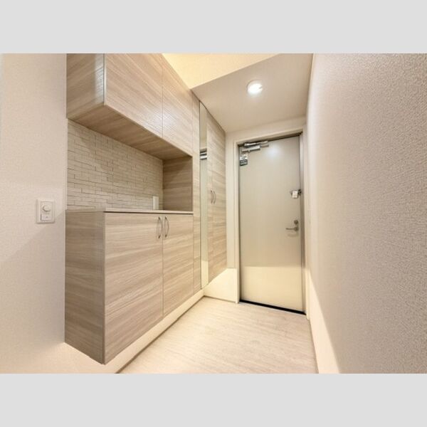 玄関 (玄関)