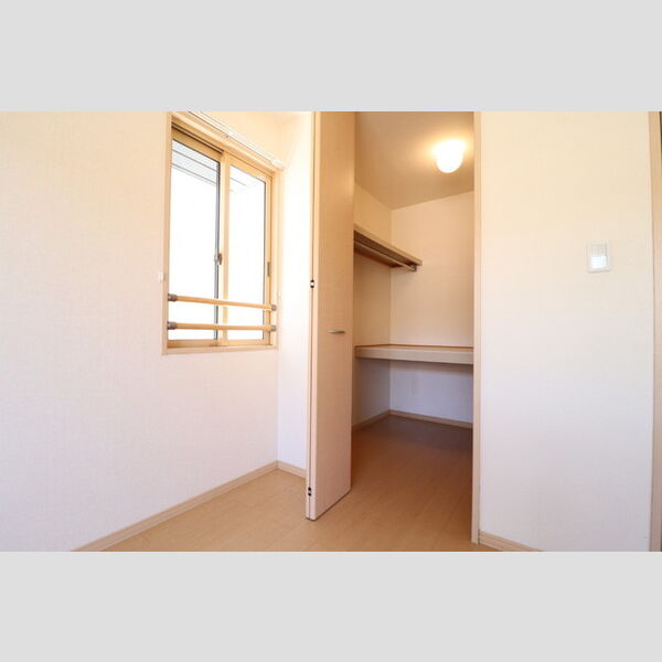 収納 (クローゼット)