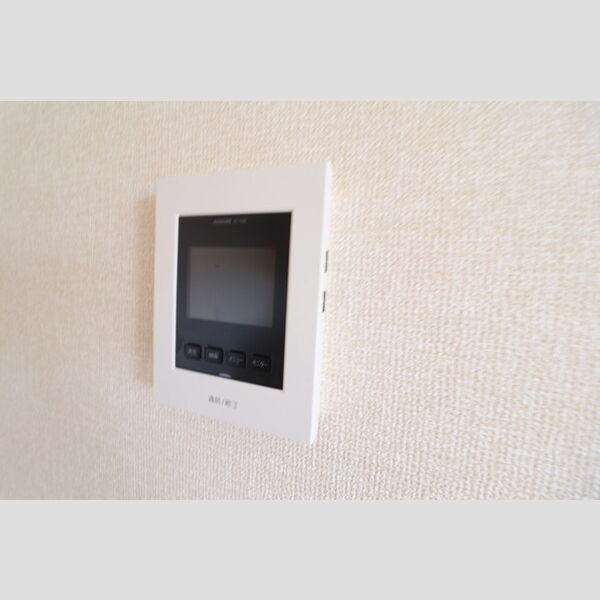 その他設備 (モニター)