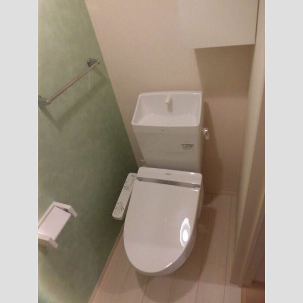 トイレ (温水洗浄暖房便座)