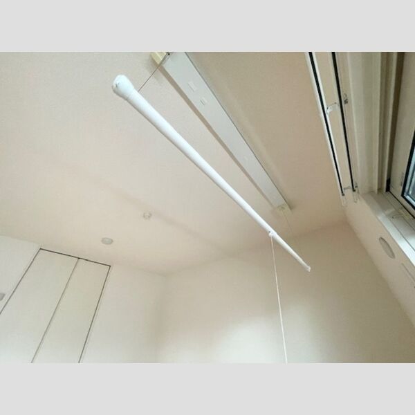 その他 (室内物干し)