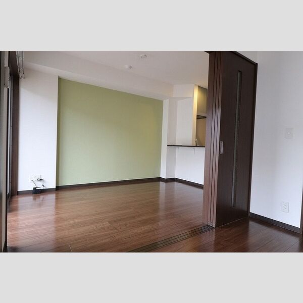 その他 (105　その他)