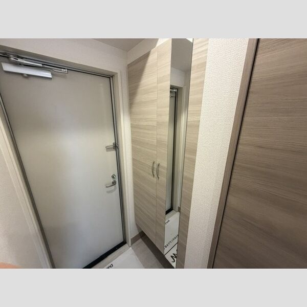玄関 (玄関)