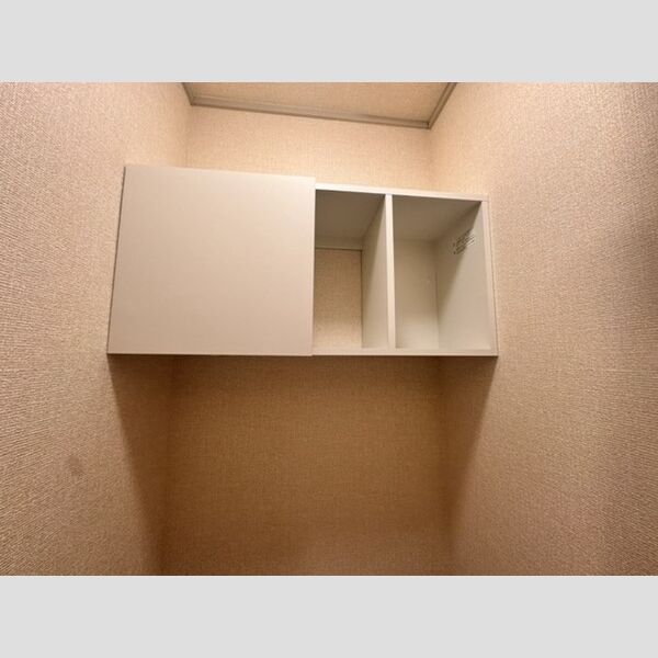 トイレ (トイレ収納)