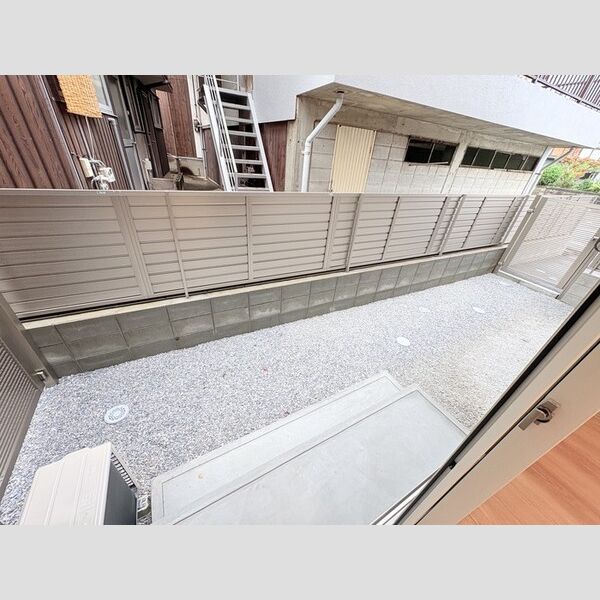 その他 (専用庭)