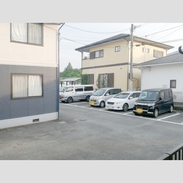 駐車場 (駐車場)