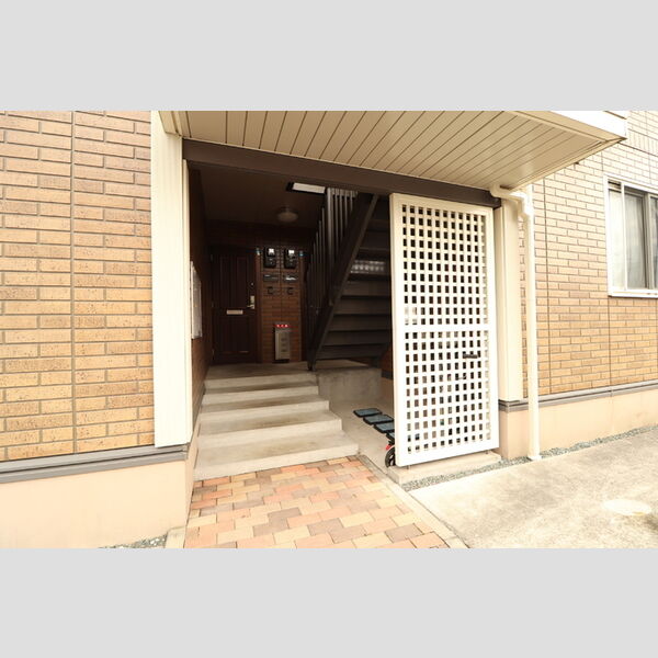 エントランス (エントランス)