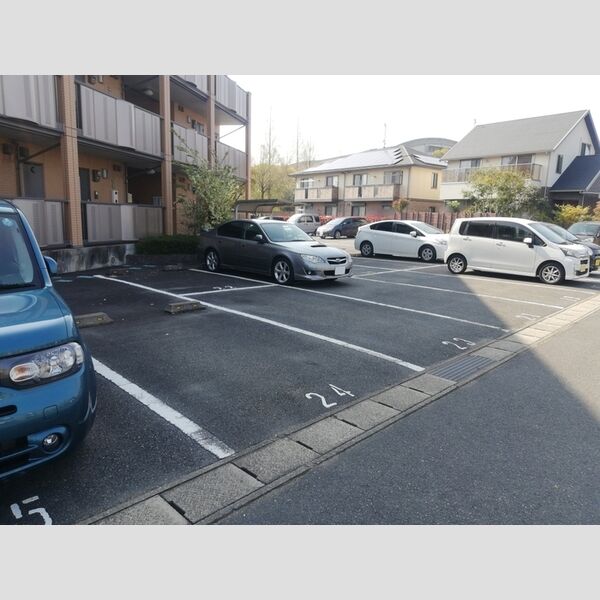 駐車場 (駐車場)