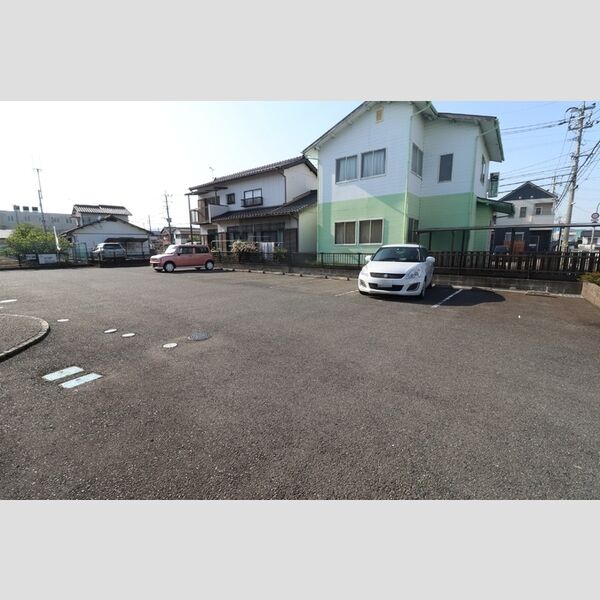 駐車場 (駐車場)