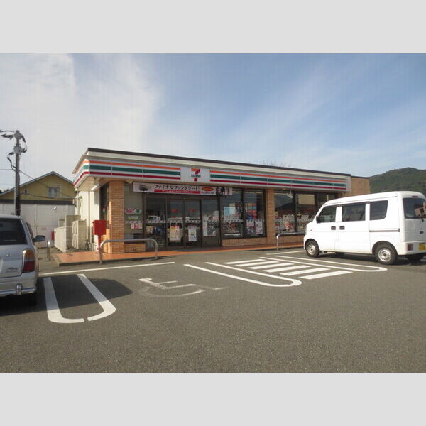 現地周辺 (セブンイレブン 鳥栖古賀町店 354m)