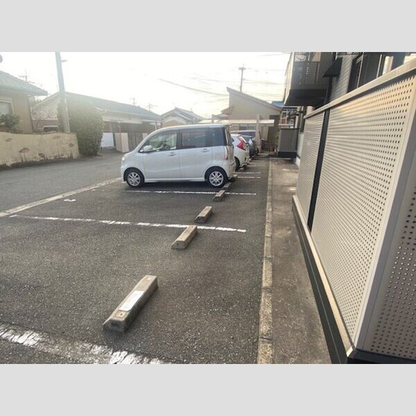 駐車場 (駐車場)