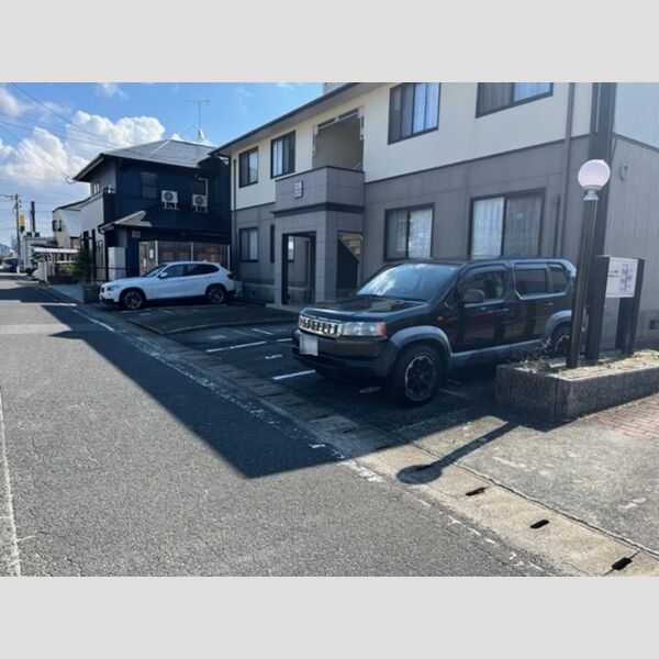 駐車場 (駐車場)