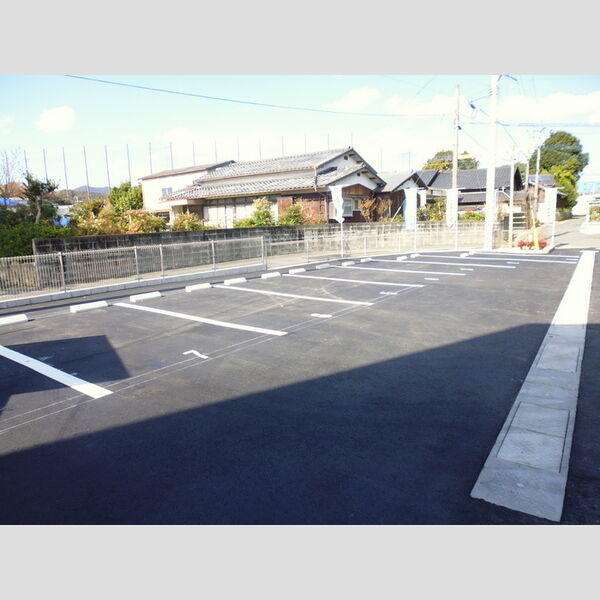 駐車場 (駐車場。)