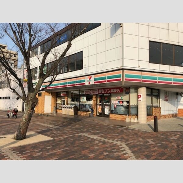 現地周辺 (セブンイレブン唐津中央店　460m)