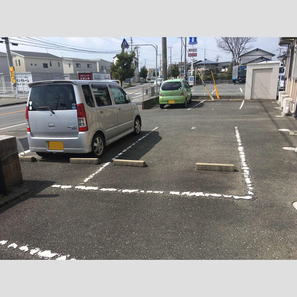 駐車場 (駐車場)