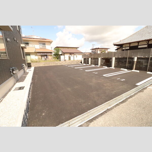 駐車場 (駐車場)