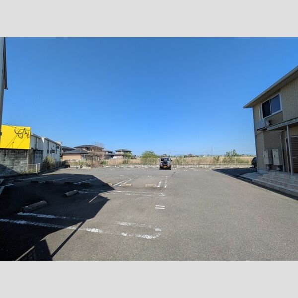 駐車場 (駐車場)