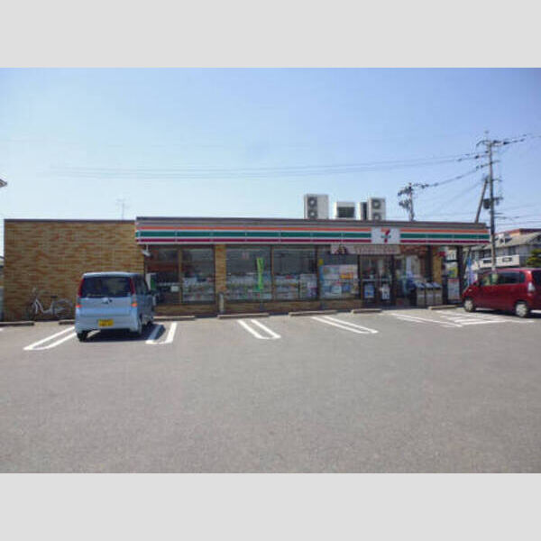 現地周辺 (セブンイレブン佐賀巨勢店 589m)