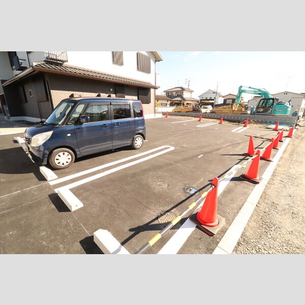 駐車場 (駐車場)